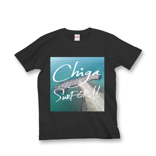 Chiga Surfer!! ヘッドランド縦 Logo（白）